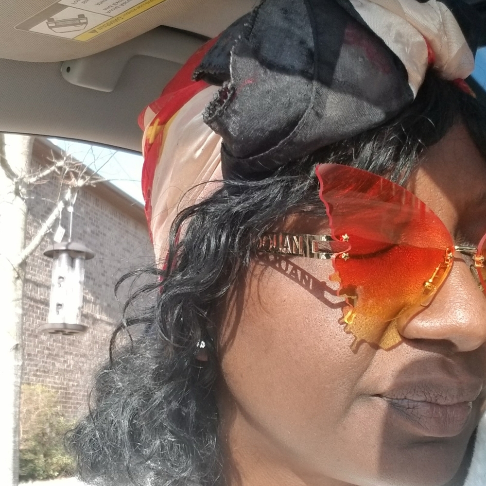 SUNGLASSES - Picture 3 of 3